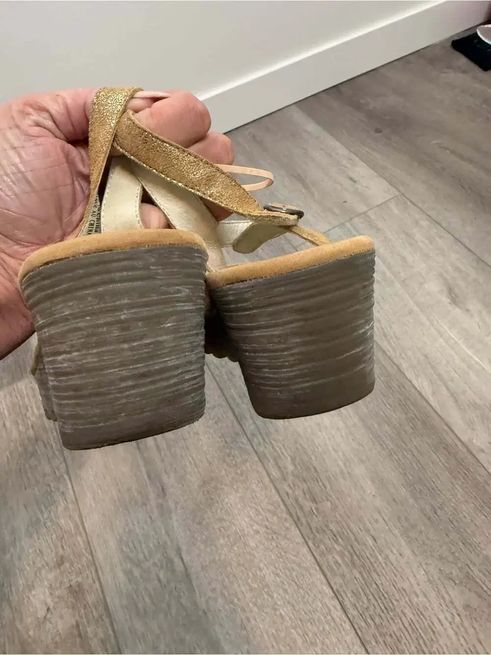 FLY LONDON Leather Yora Wedge Sandals in Metallic Gold Sz US 39